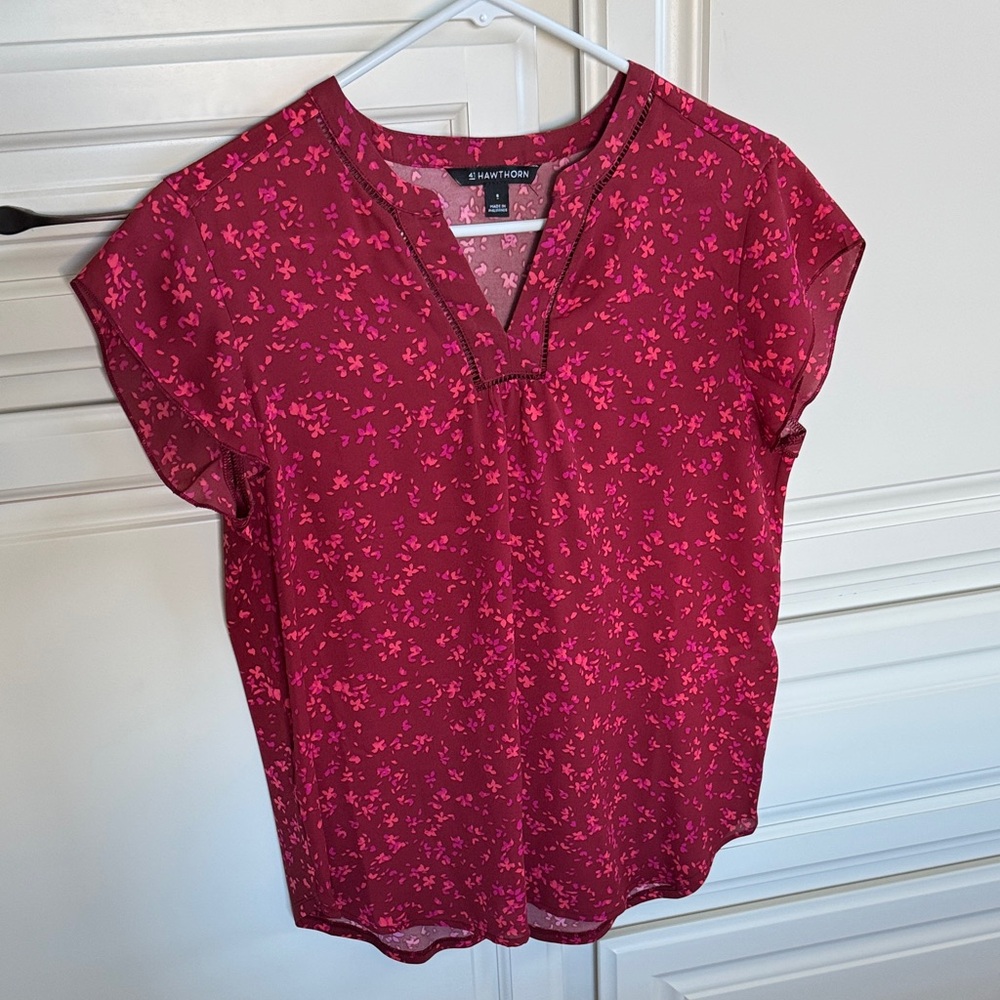 41 Hawthorn Women's Burgundy and Pink Floral Blouse